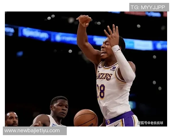 华子称赞麦丹持球决策进步期待里德展现更强能力