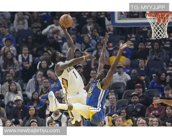 博雷戈透露锡安训练状态良好未来是否参与背靠背待定